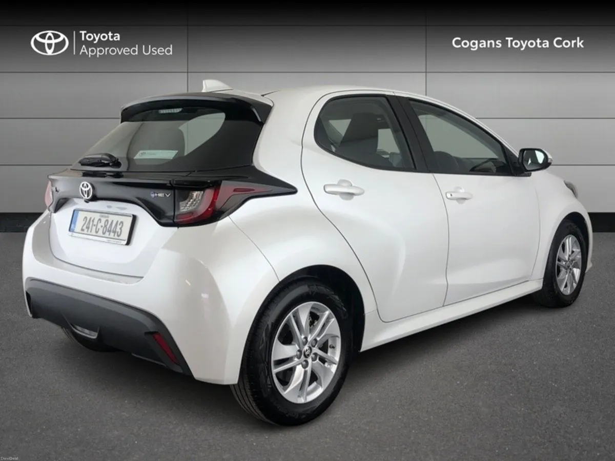 Toyota Yaris Luna - Image 2