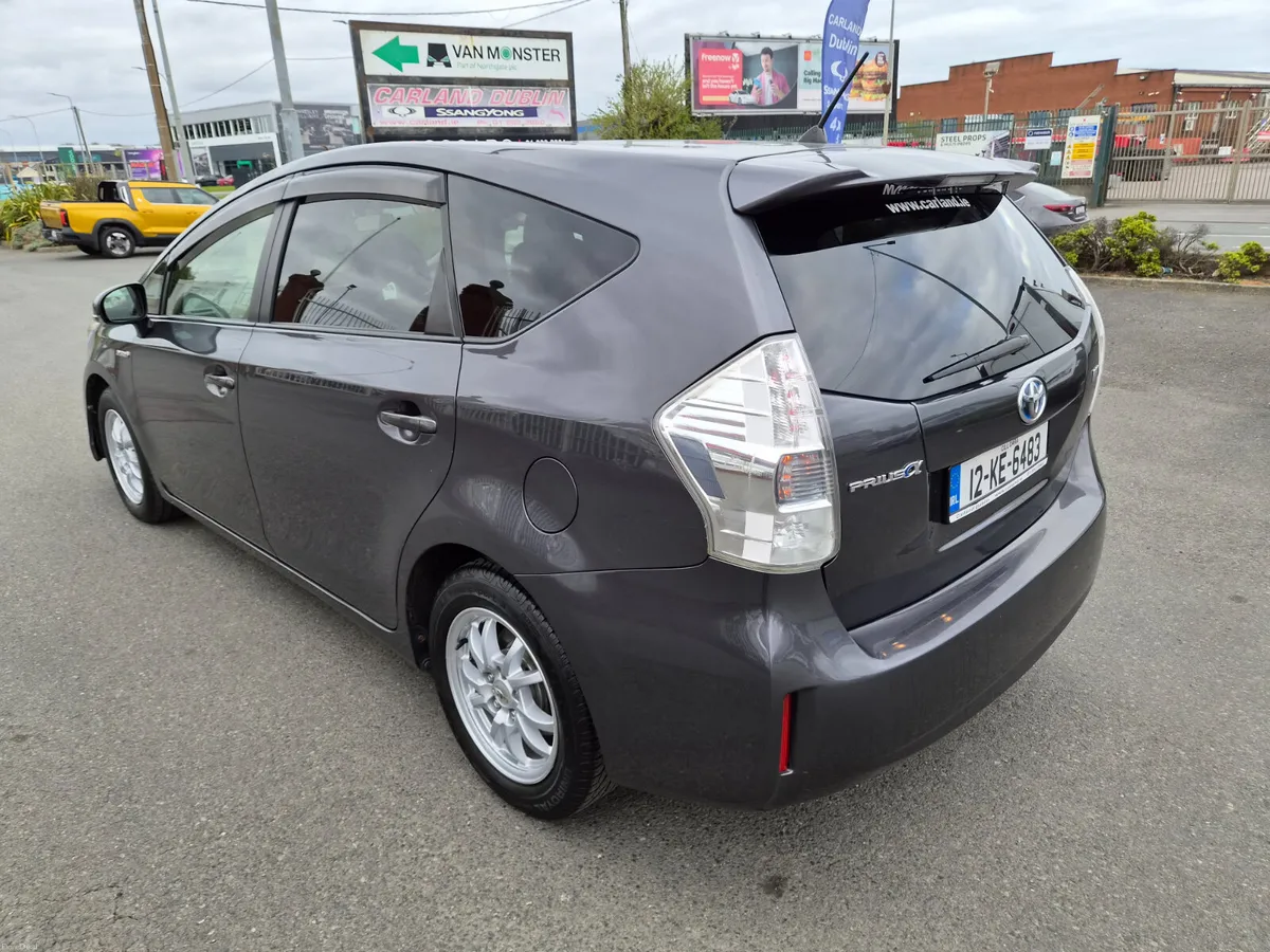 (6Mts warranty) Toyota Prius Plus 2012 7 seater - Image 6