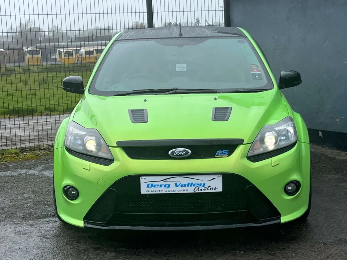 FORD FOCUS 2.5 Focus RS 3dr - Image 2