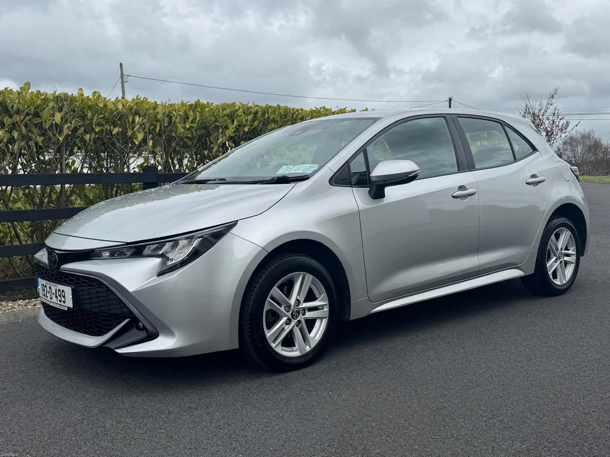 Toyota Corolla Hatchback - Image 1