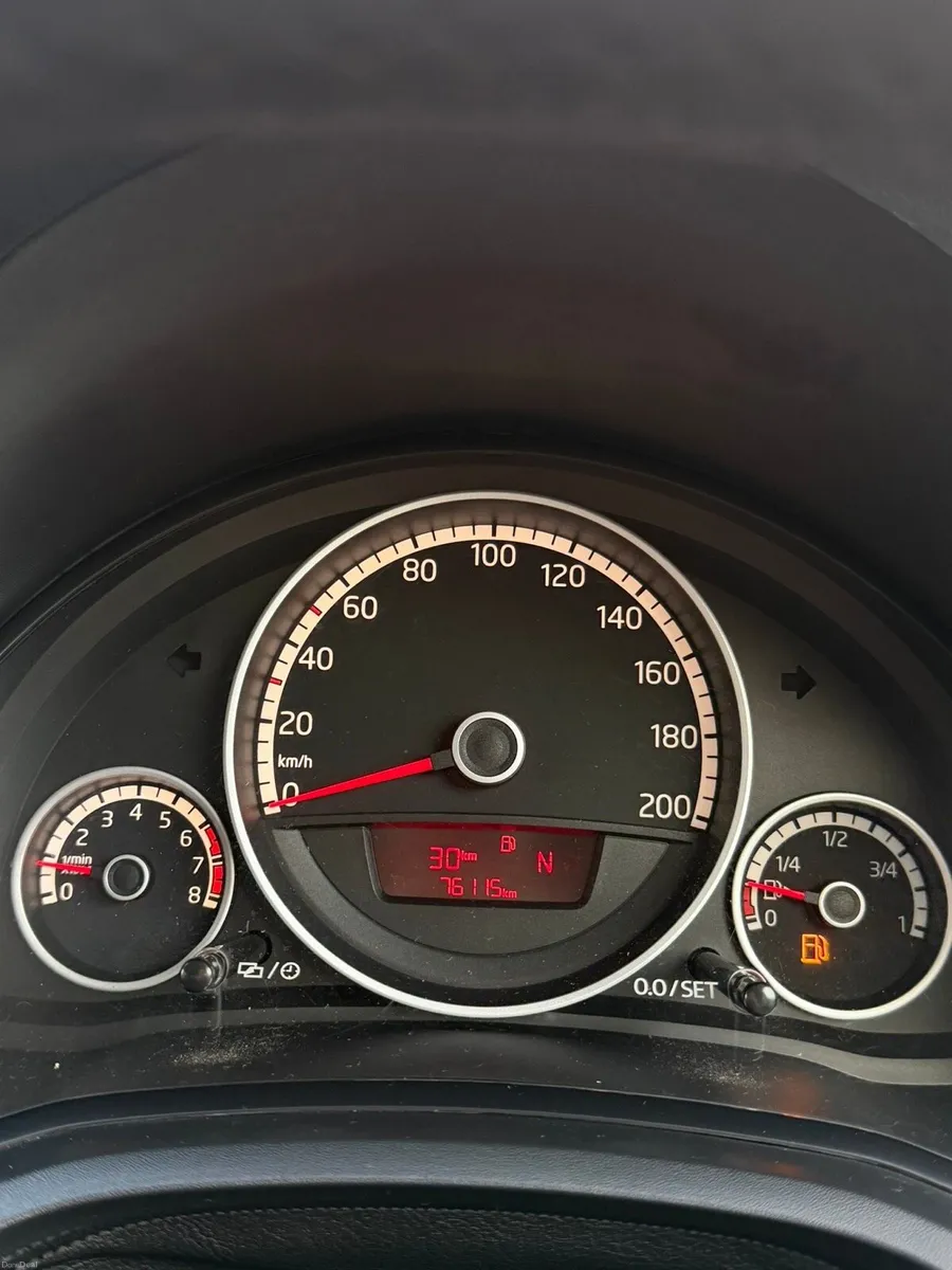 Volkswagen up - Image 5