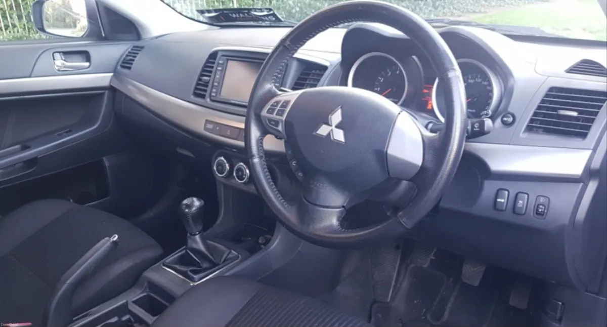 Mitsubishi Lancer 2015 - 1.6L Manual - Image 4