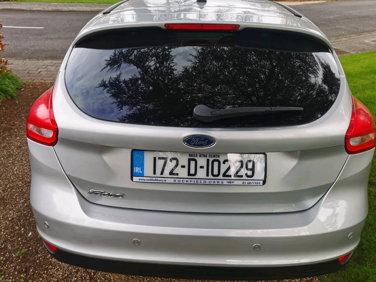 2017 Ford Focus 1.5TDI Zetec Auto Hatchback - Image 4