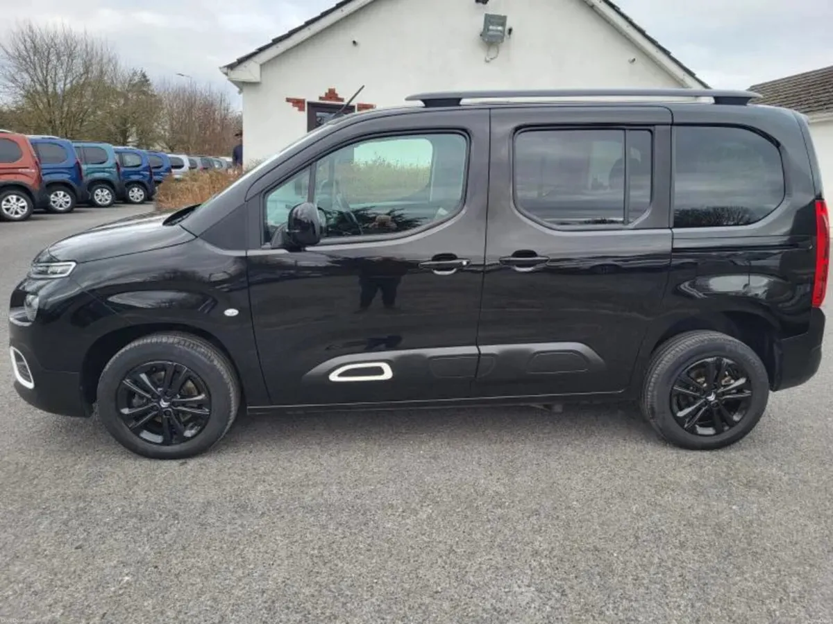 Wheelchair Accessible Citroen Berlingo - Image 4