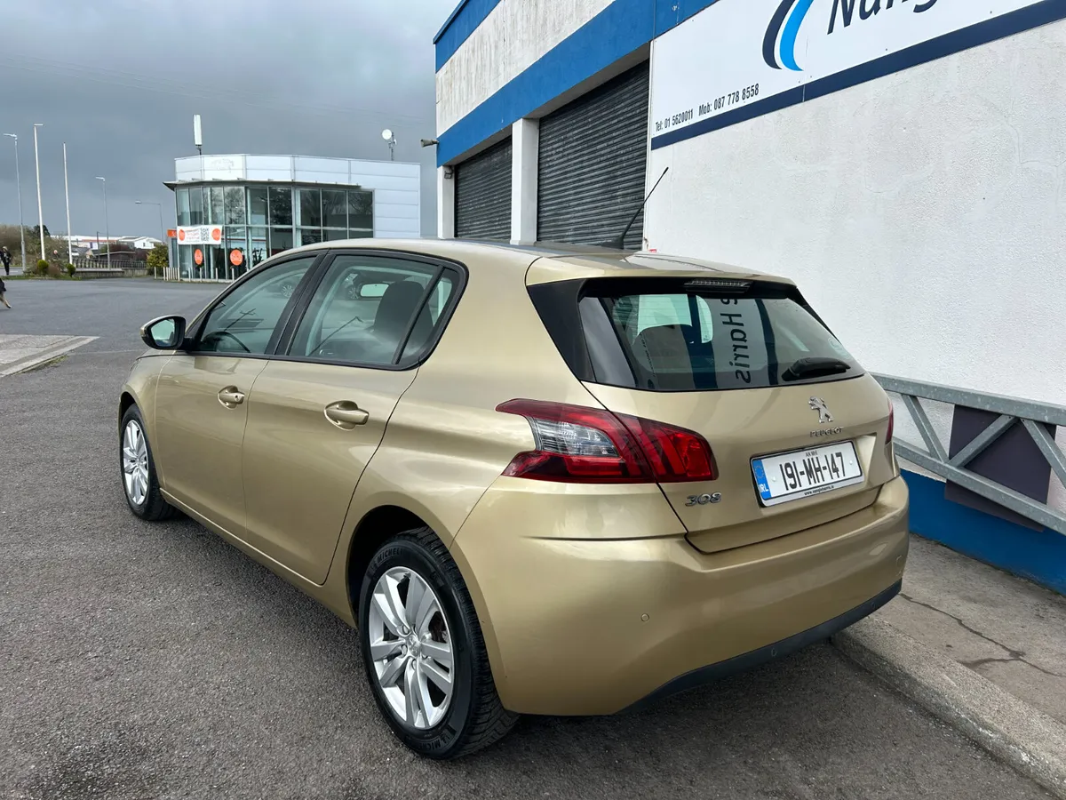 Peugeot 308 ONE OWNER. - Image 3
