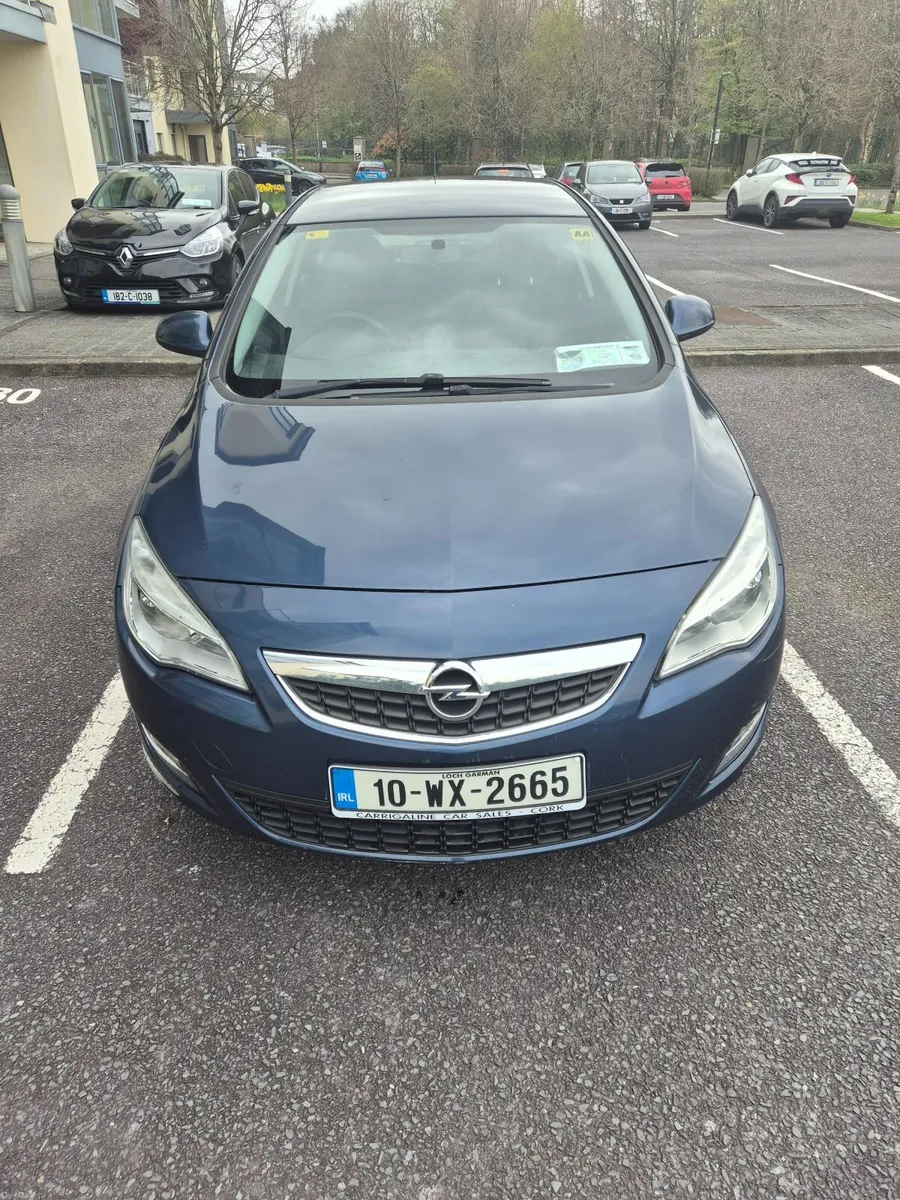 Opel Astra 2010 - Image 3