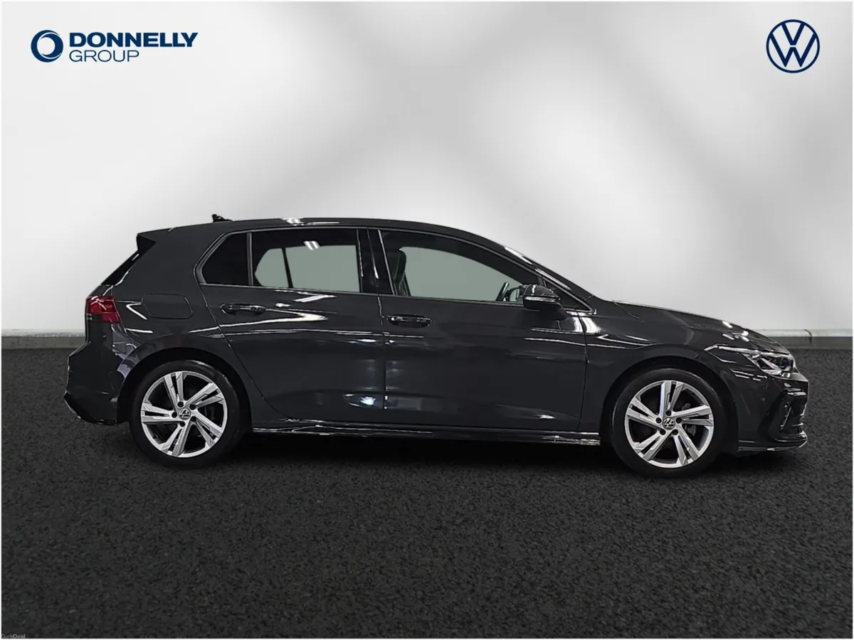 Volkswagen Golf Diesel Hatchback R-Line - Image 4