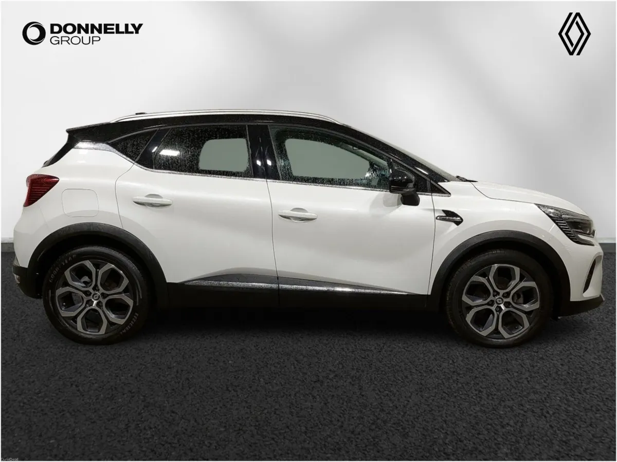 Renault Captur Hatchback Techno - Image 3