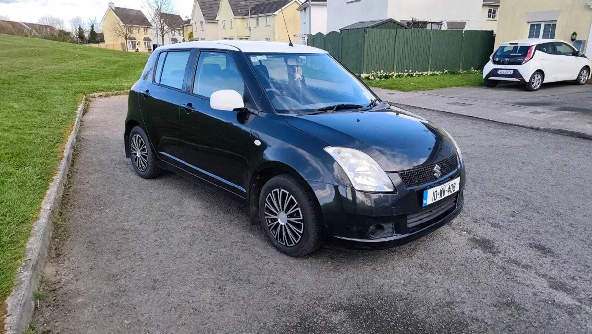 Beautifull Suzuki Swift 1.3 manual NCT 05/27 - Image 1