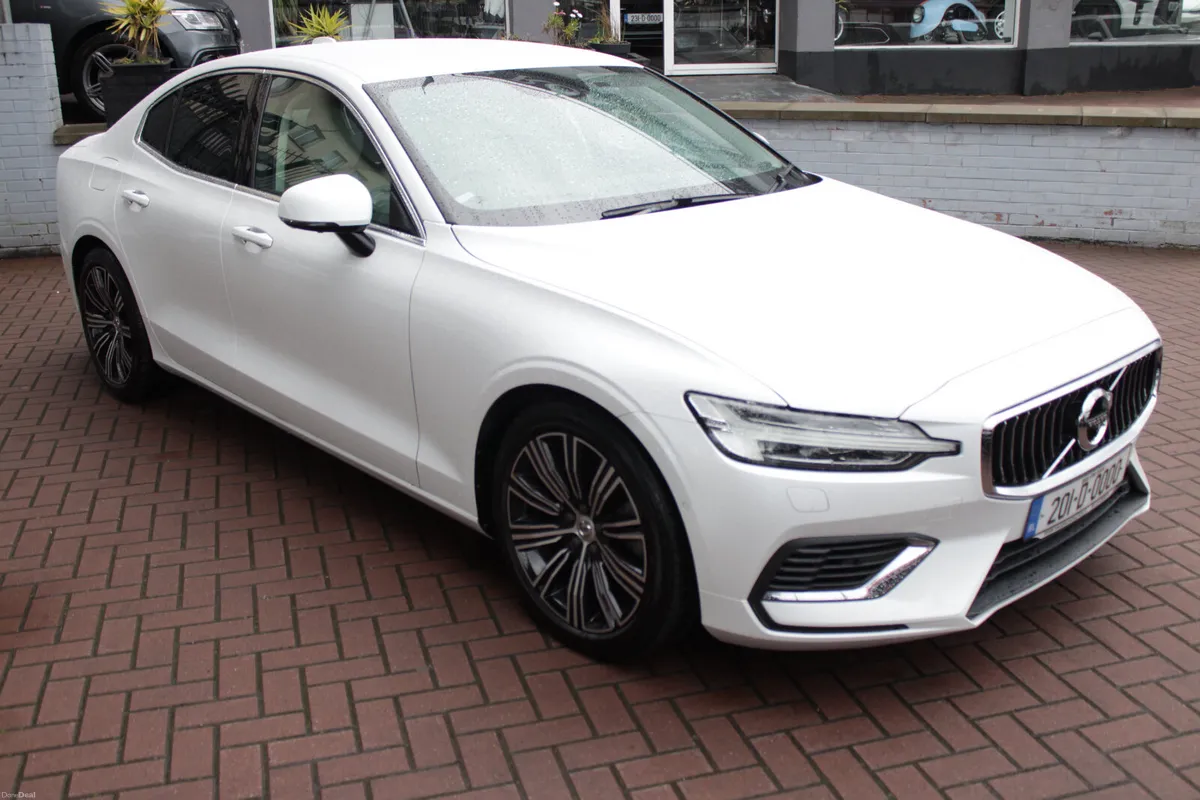 2020 VOLVO S60 5DR AUTO SALOON - Image 2