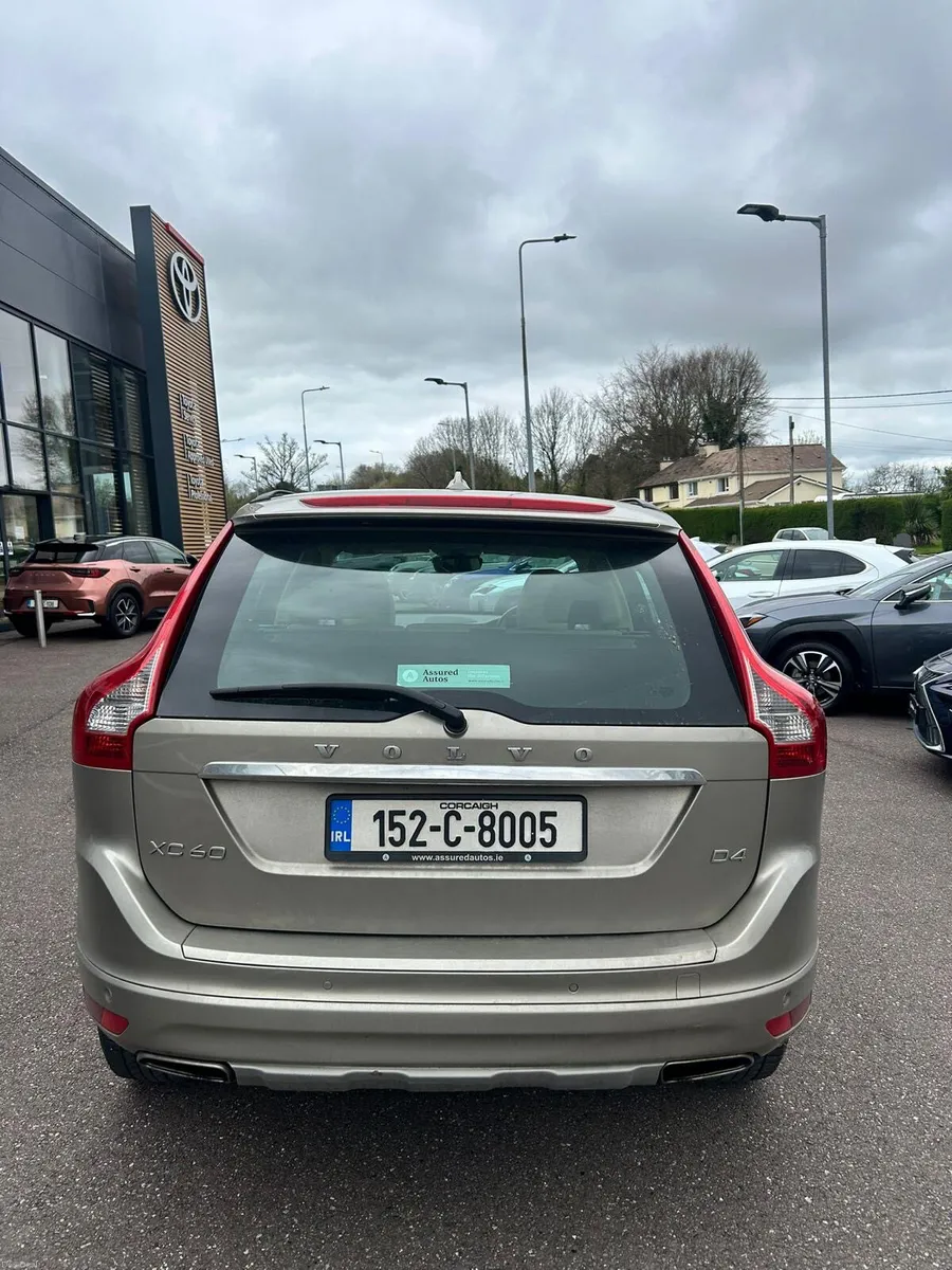 2015 Volvo XC60 D4 2.0 Diesel SUV Only 222000 Klm - Image 3