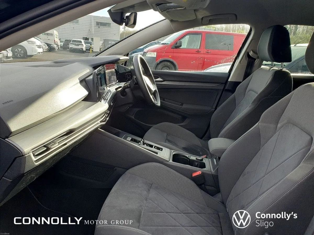 Volkswagen Golf STYLE 2.0TDI 150HP AUTO - Image 4