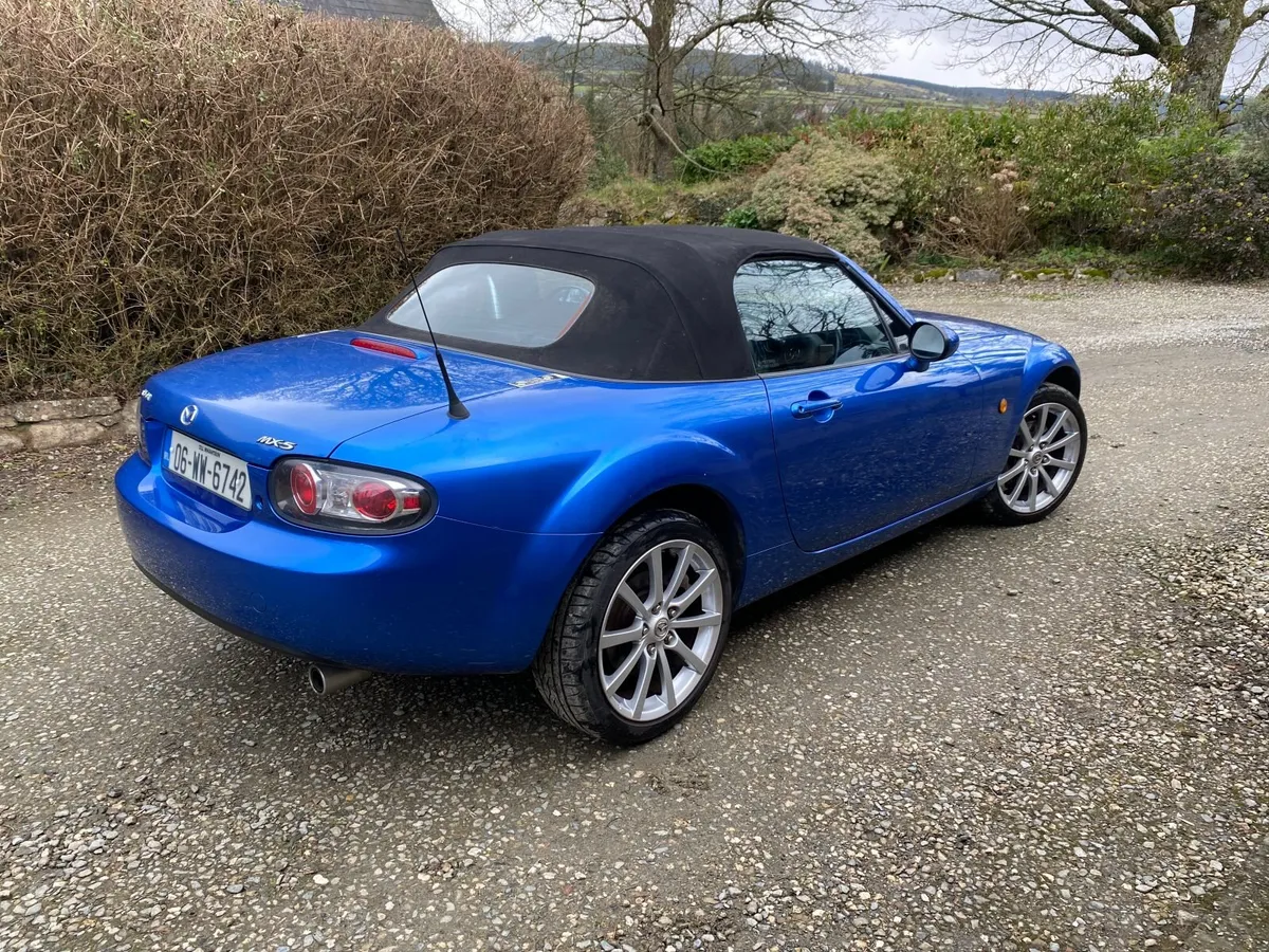 Mazda MX-5 2006 - 2 Litre - €10,000 - Image 2