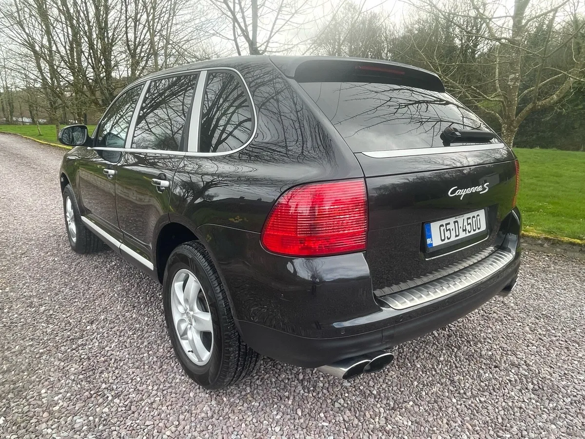 Porsche Cayenne Crew cab 2005 4.5 V8 - Image 4