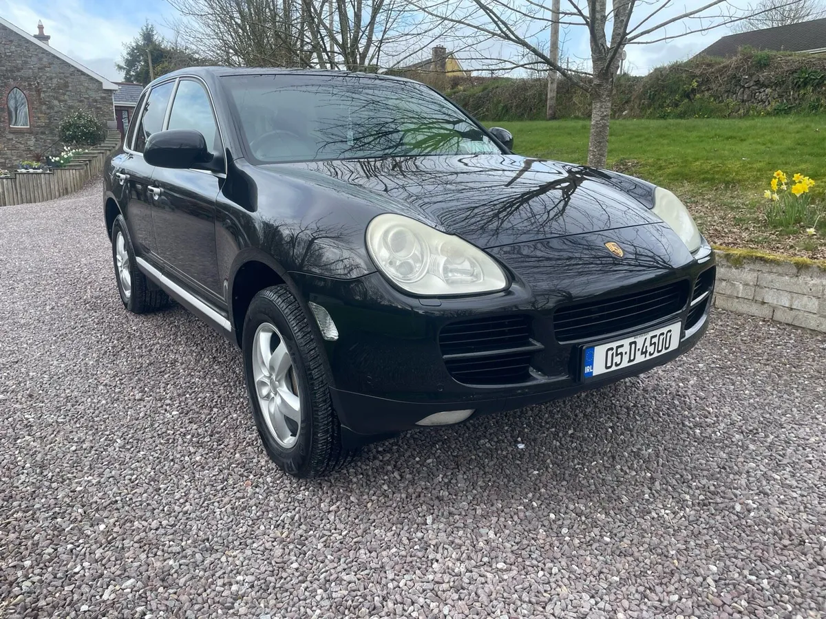 Porsche Cayenne Crew cab 2005 4.5 V8 - Image 1