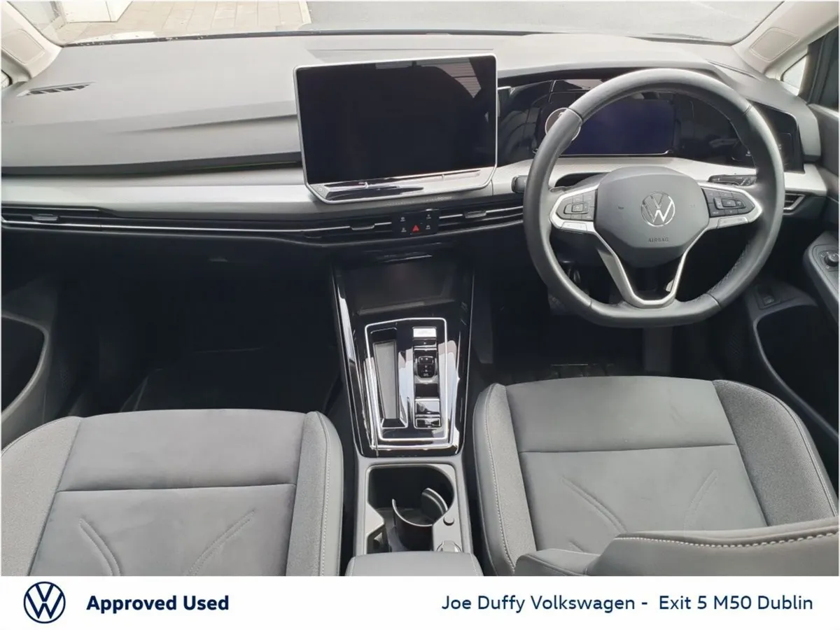 Volkswagen Golf Golf Style Tsi E-Hybrid - Image 2