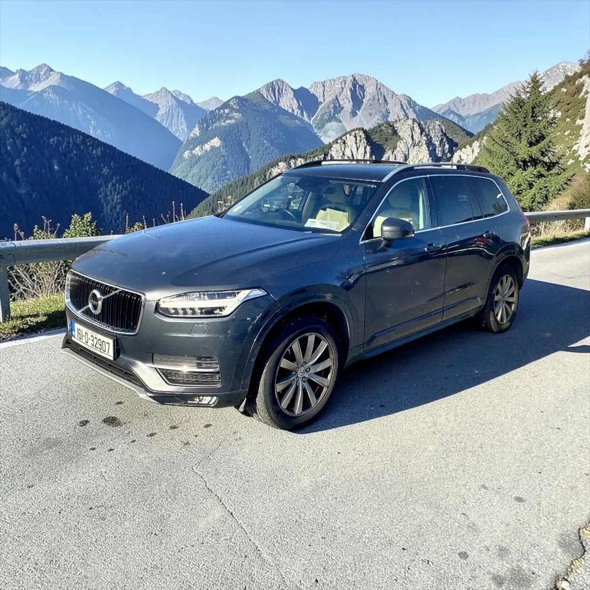 2016 Volvo XC90 D4 (190hp) FWD Momentum Geartronic - Image 4