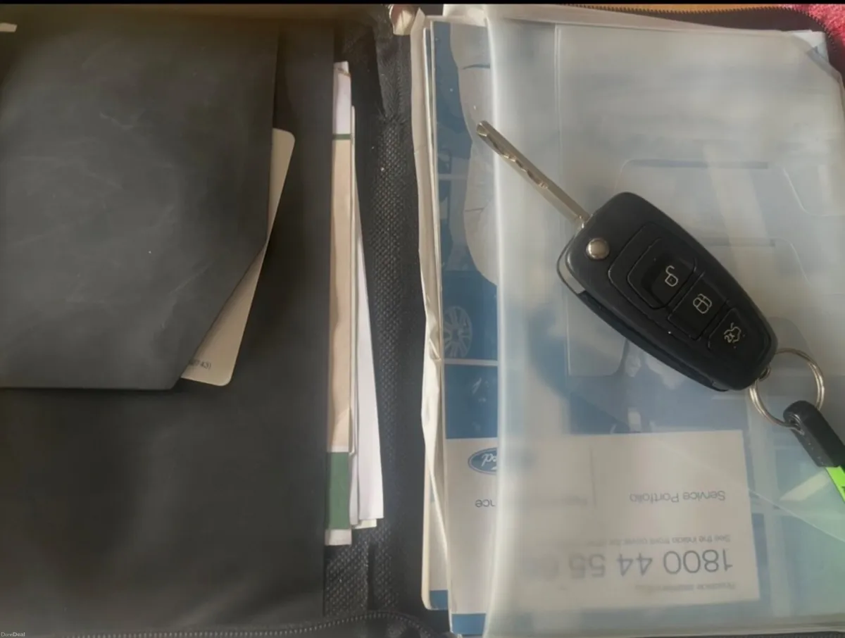 Ford Mondeo 2011 automatic - Image 3