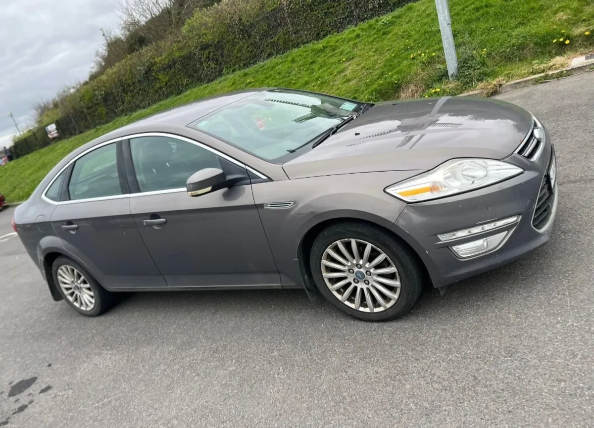 Ford Mondeo 2011 automatic - Image 1