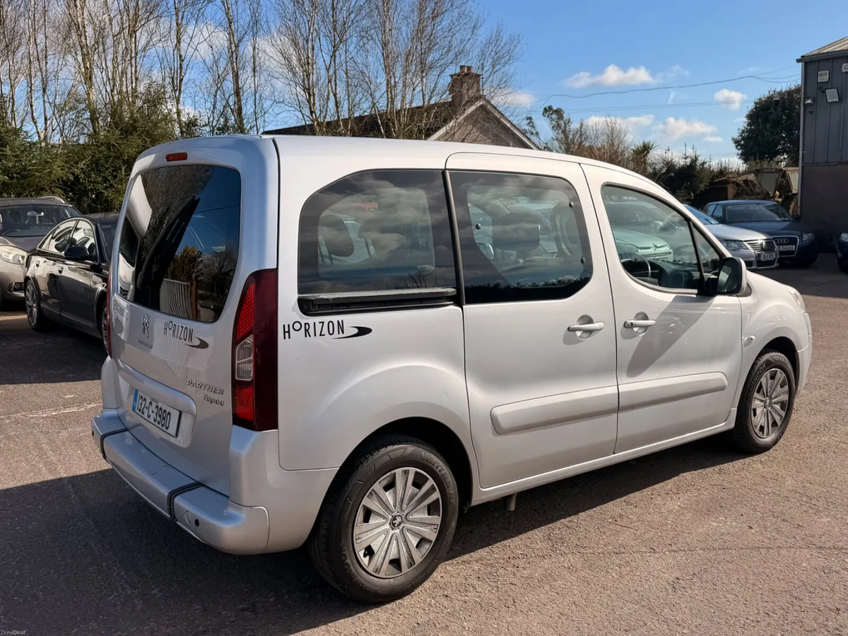 Peugeot Partner Tepee 2013 Wheelchair Accessible - Image 4