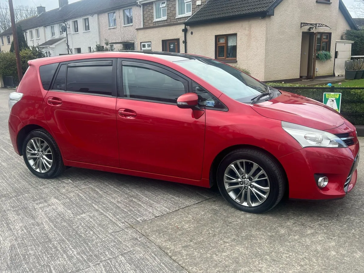 Toyota Verso - Image 1