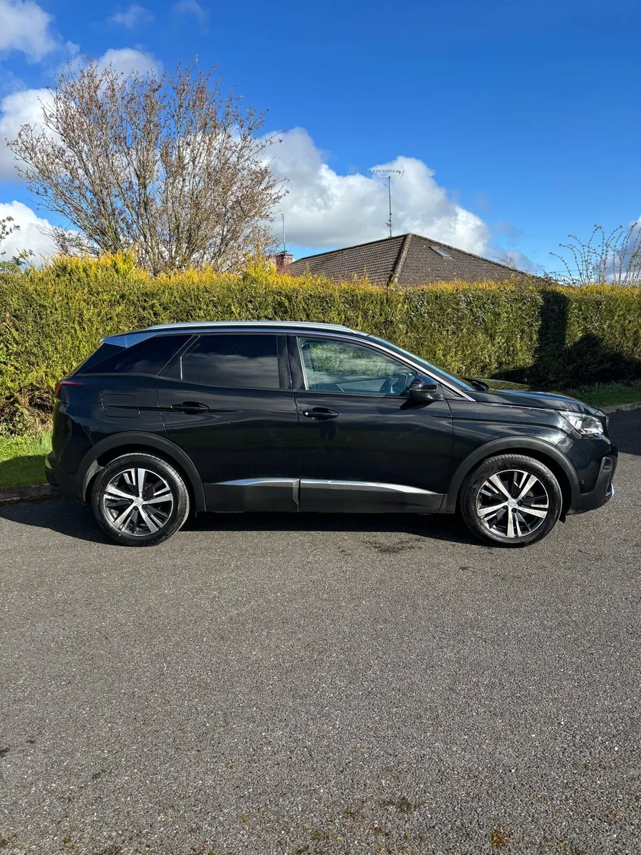 Peugeot 3008 - Image 1