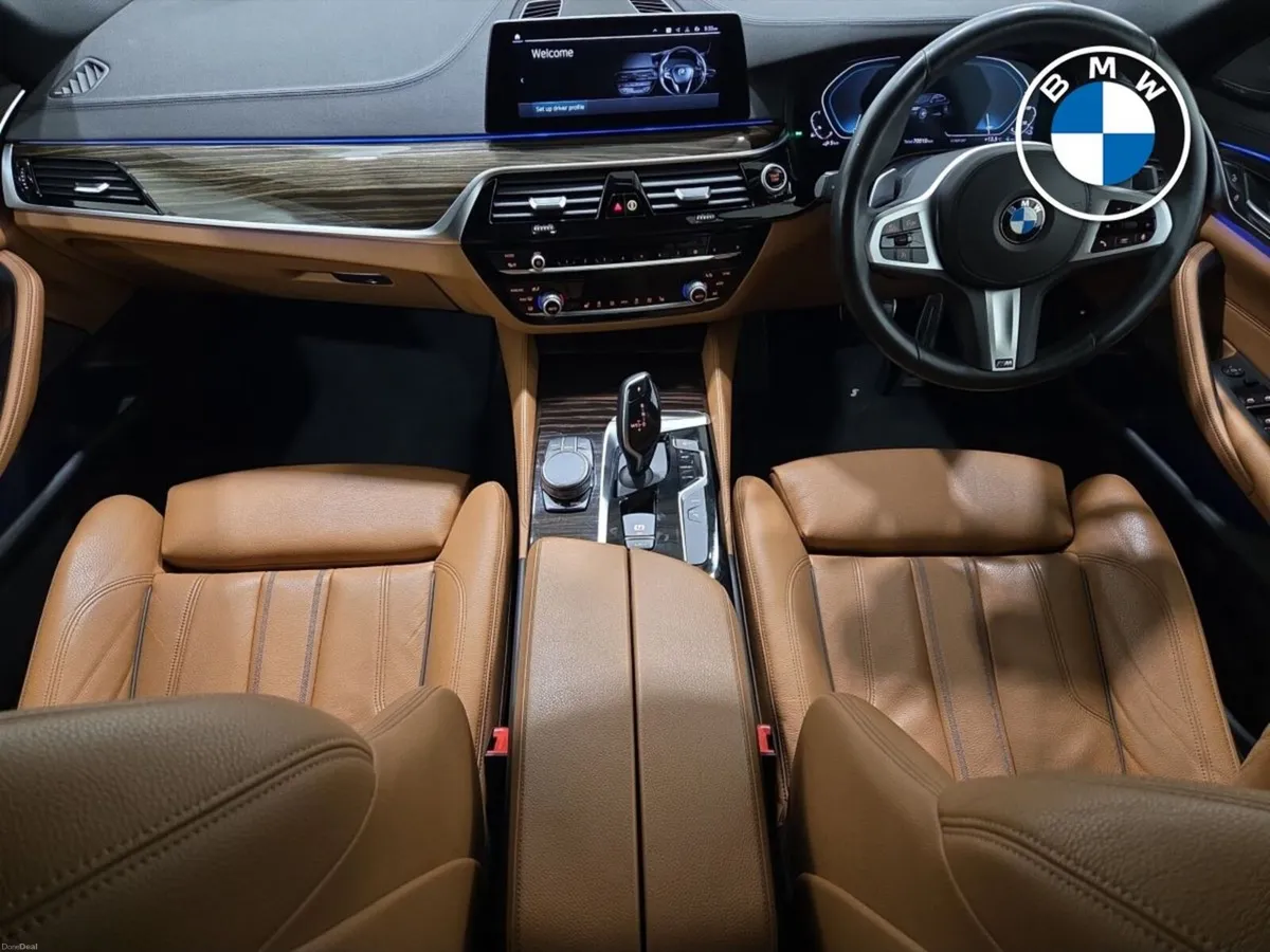 BMW 5-Series 530e M Sport iPerformance Saloon - Image 4