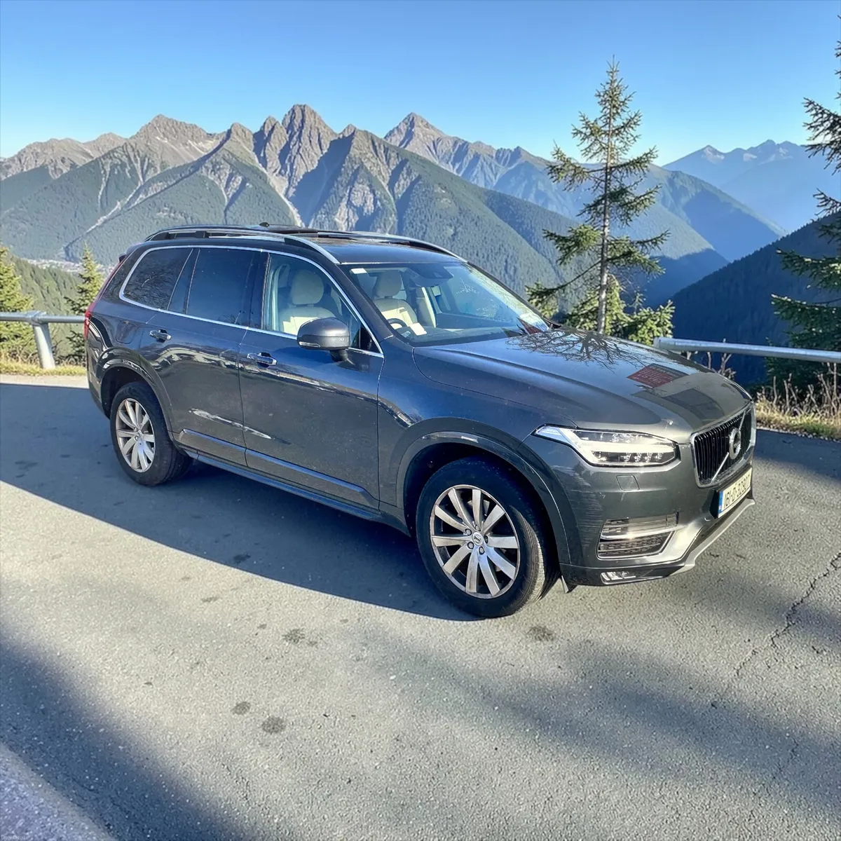 2016 Volvo XC90 D4 (190hp) FWD Momentum Geartronic - Image 1