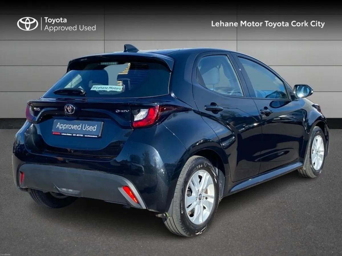 Toyota Yaris Yaris Hybrid 115 Luna - Image 2