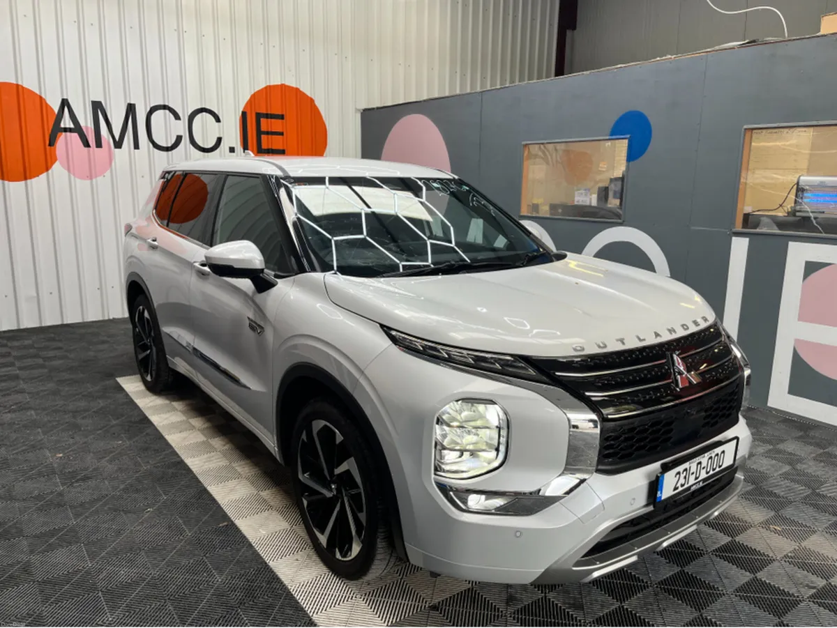 Mitsubishi Outlander 2023 MITSUBISHI OUTLANDER PHE - Image 1