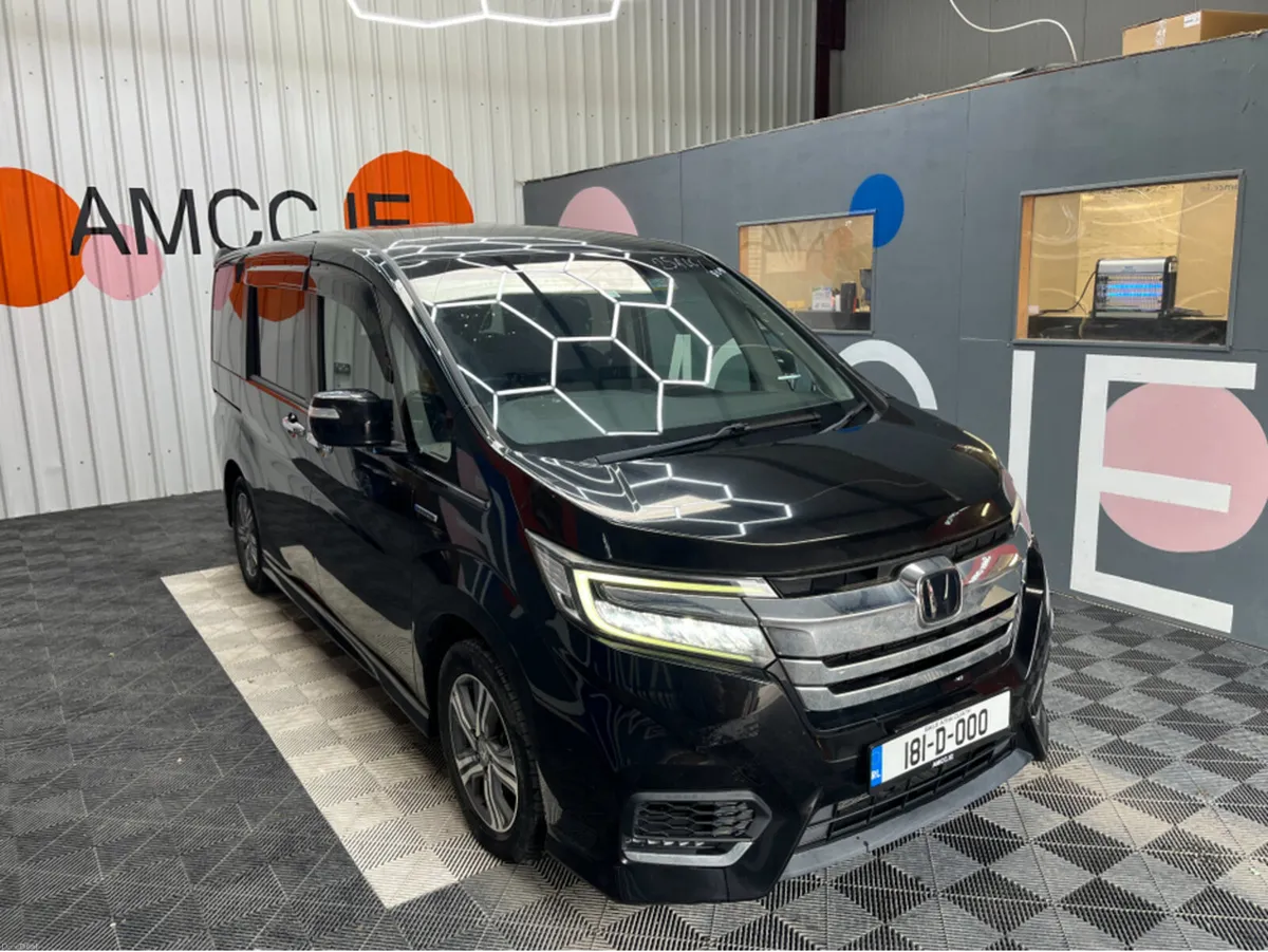 Honda Stepwagon 2018 HONDA STEPWAGON HYBRID G SENS - Image 1