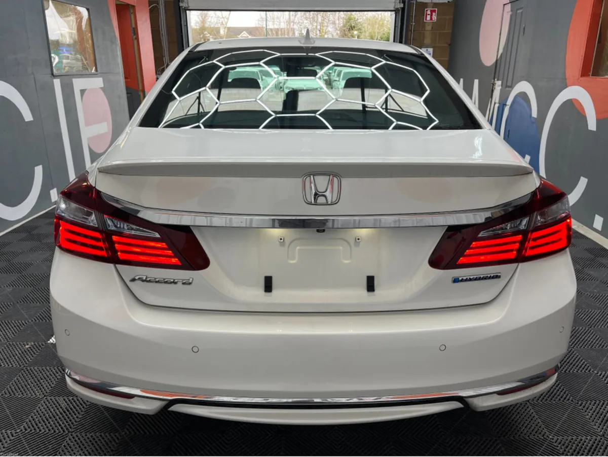 Honda Accord 2016 HONDA ACCORD HYBRID EX 2.0 AUTOM - Image 3