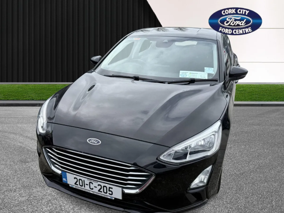 Ford Focus TITANIUM 1.0 ECOBOOST 12 125 4DR - Image 2