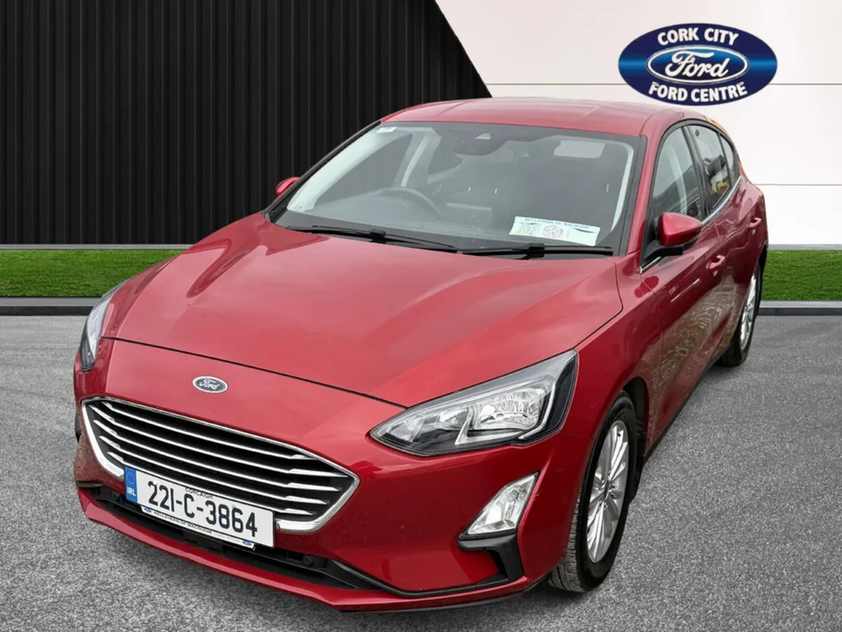 Ford Focus TITANIUM EDITION 5DR 1.0T125 MHEV - Image 3