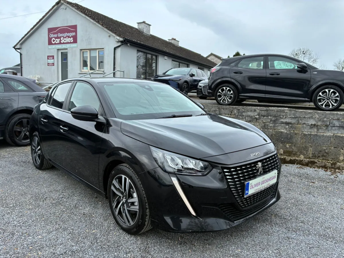 Peugeot 208 ACTIVE 1.2 - Image 1