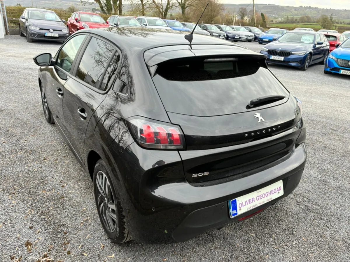 Peugeot 208 ACTIVE 1.2 - Image 3