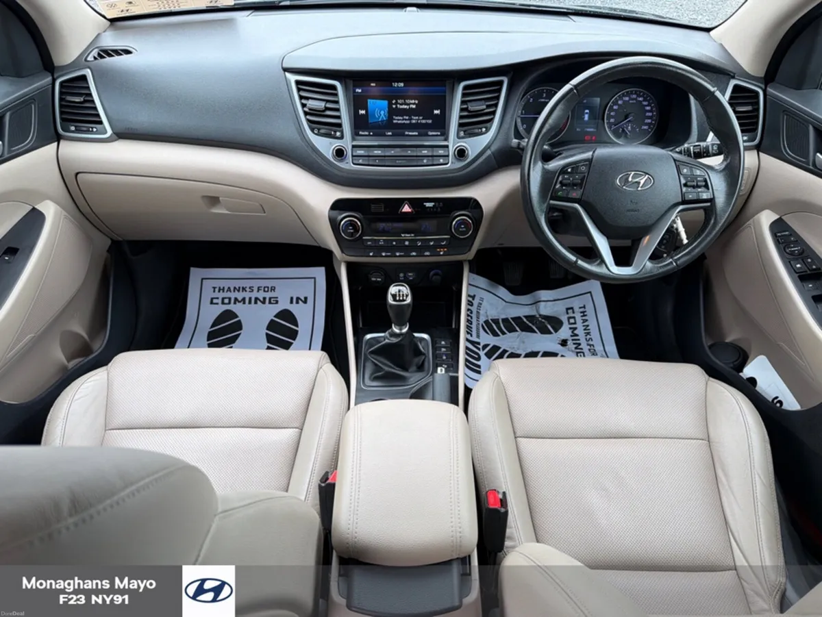 Hyundai Tucson EXECUTIVE 1.7 DIESEL 5DR - Image 2