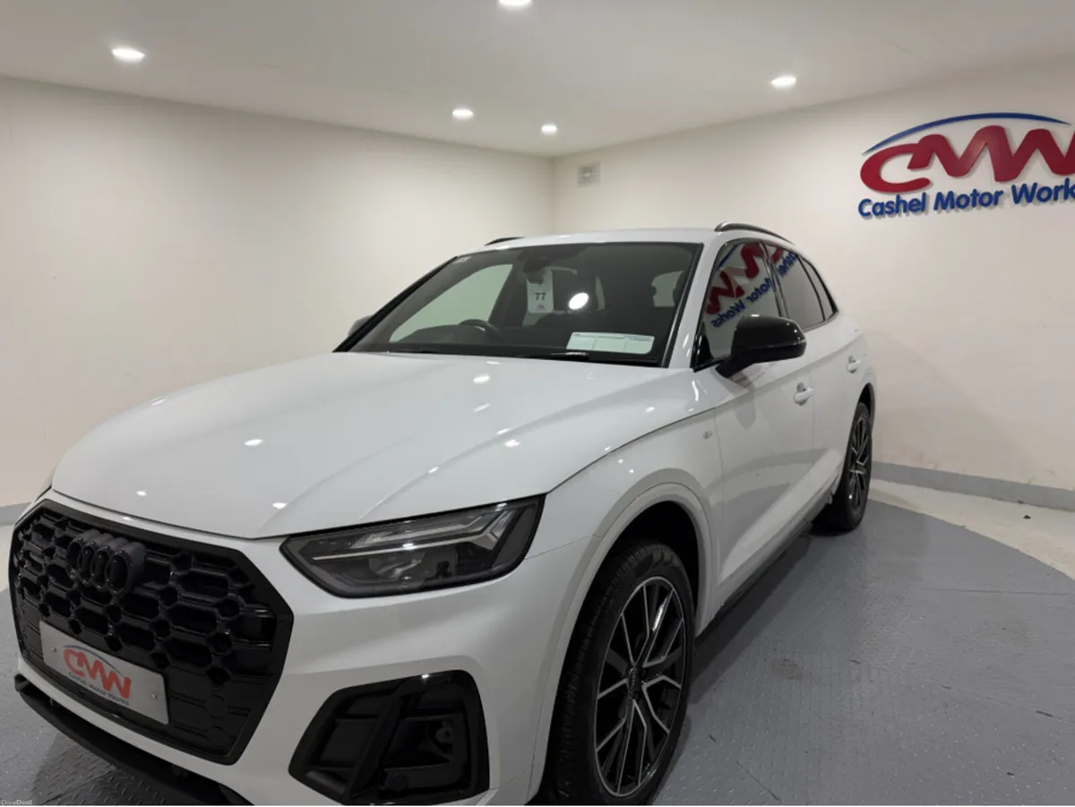 Audi Q5 BLACK EDITION S LINE 50 TFSI E QUATTRO**SA - Image 3
