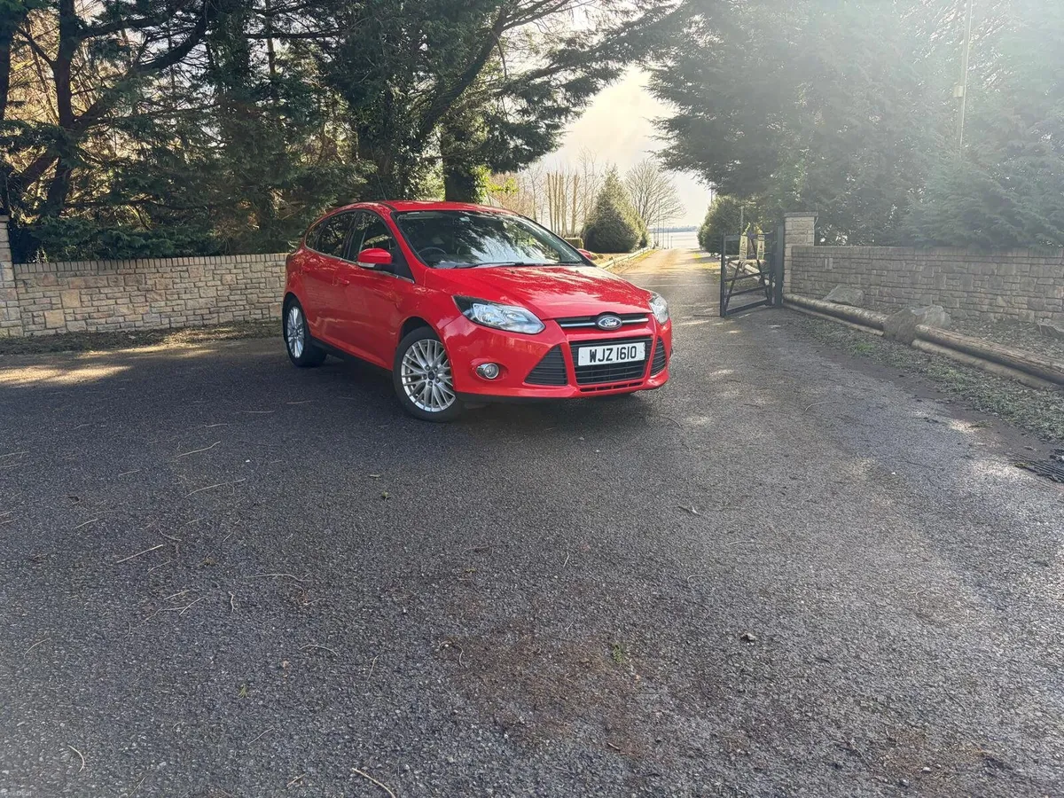 2014 Ford Focus Zetec 1.0 Ecoboost - Image 4
