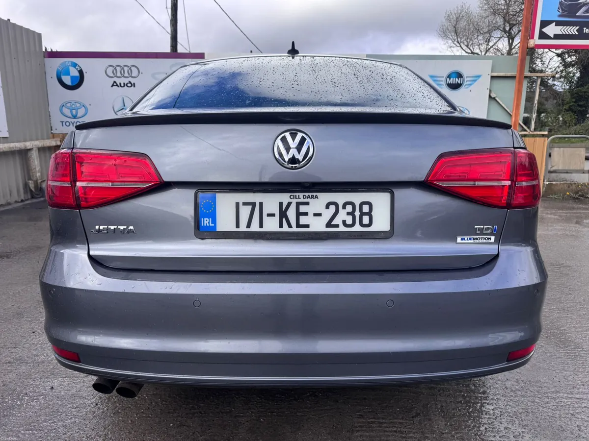 171 VW Jetta 2.0TDI Highline Warranty - Image 6
