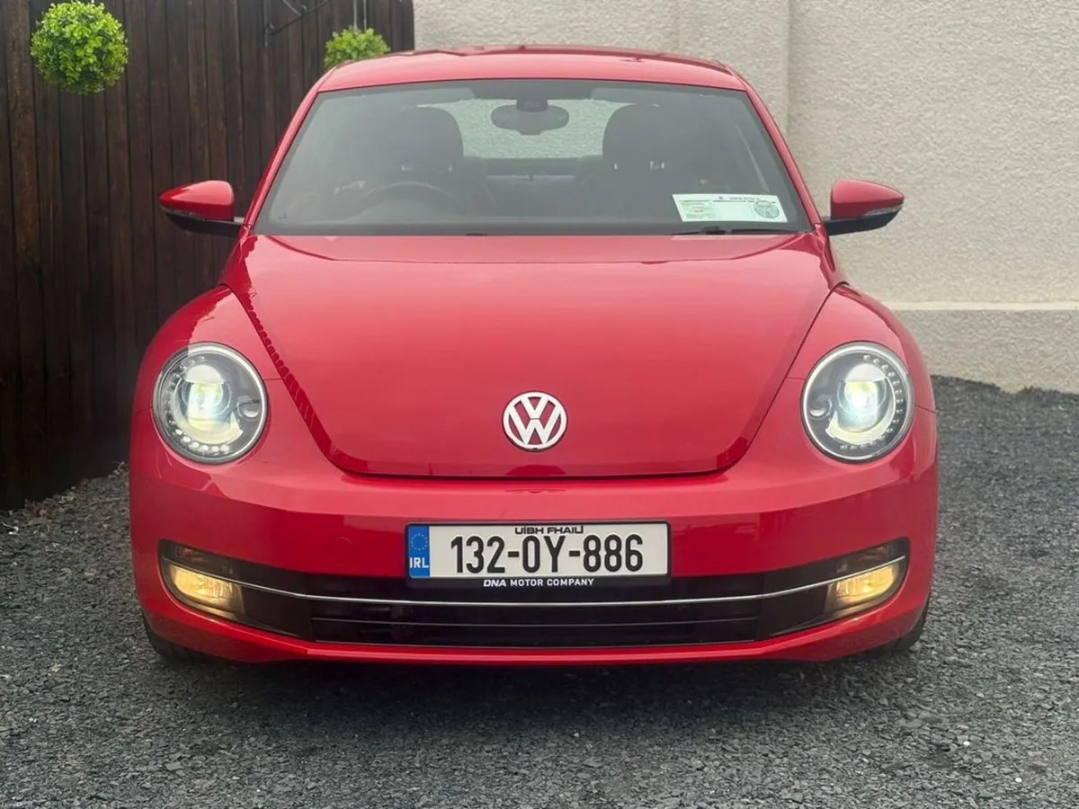 Volkswagen Beetle AUTO - LOW KM - Image 2