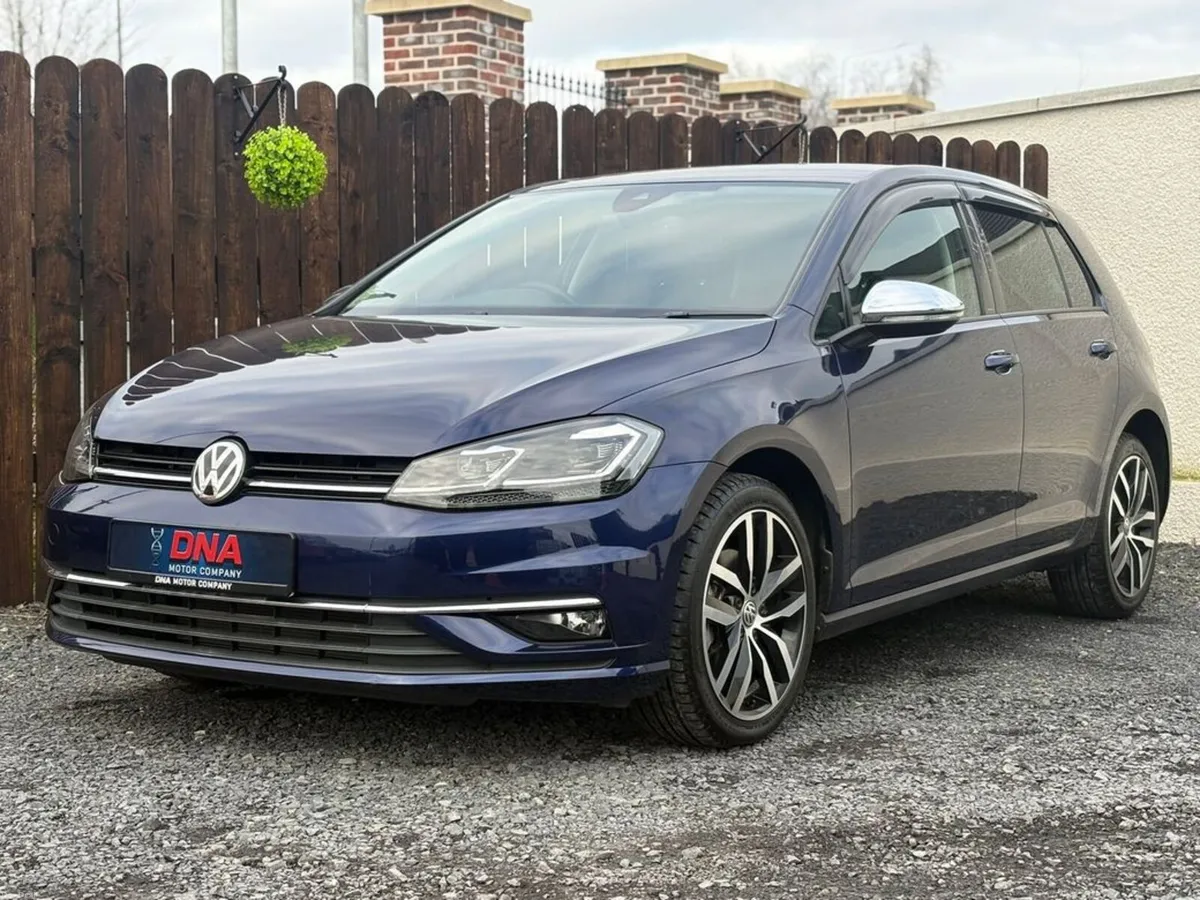 Volkswagen Golf AUTO - HIGHLINE - LOW KM - Image 3