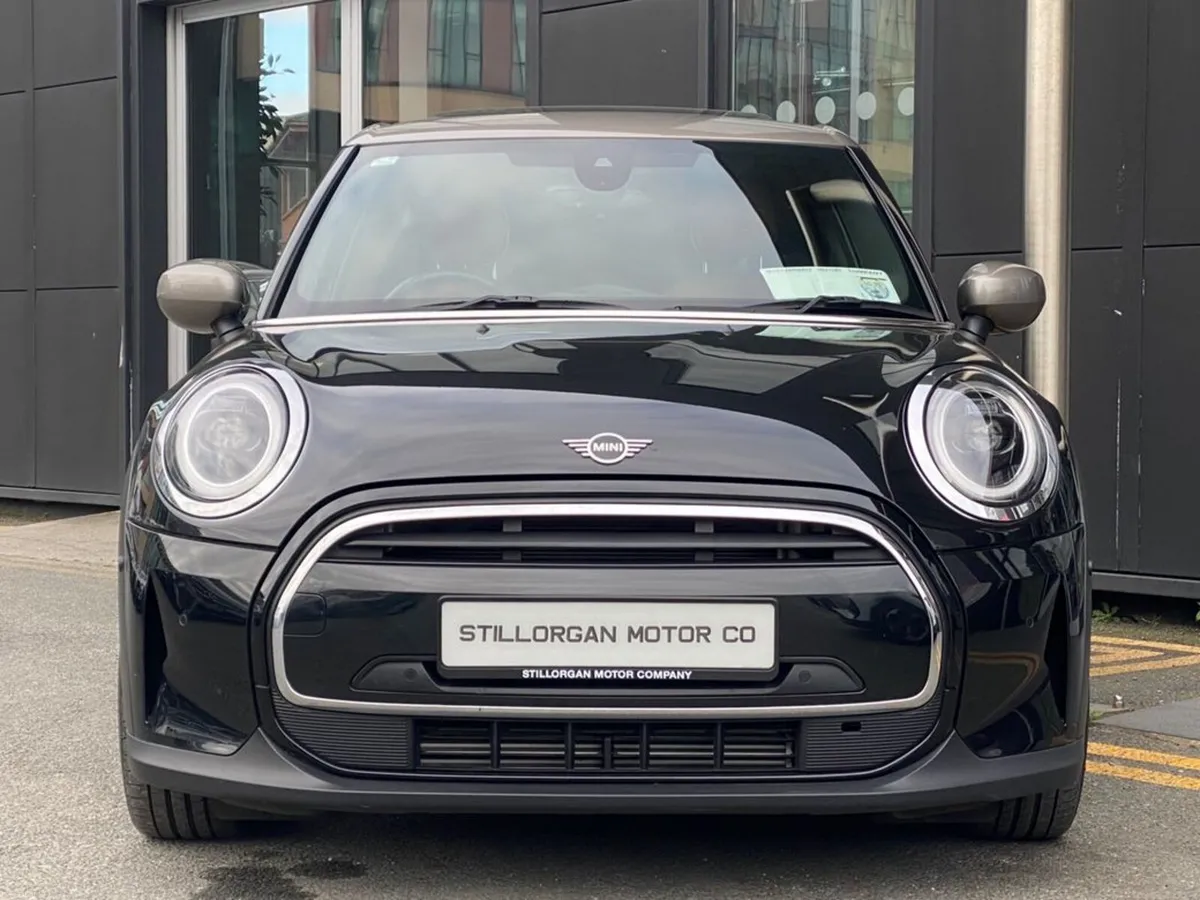 Mini Cooper 1.5 Sport 5dr Auto - Image 2