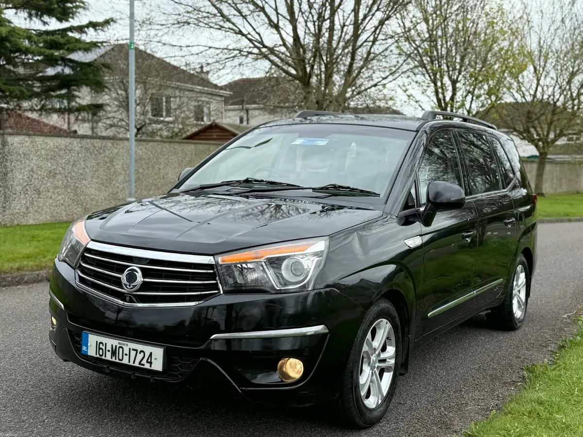 Ssangyong Rodius 2016 automatic - Image 2