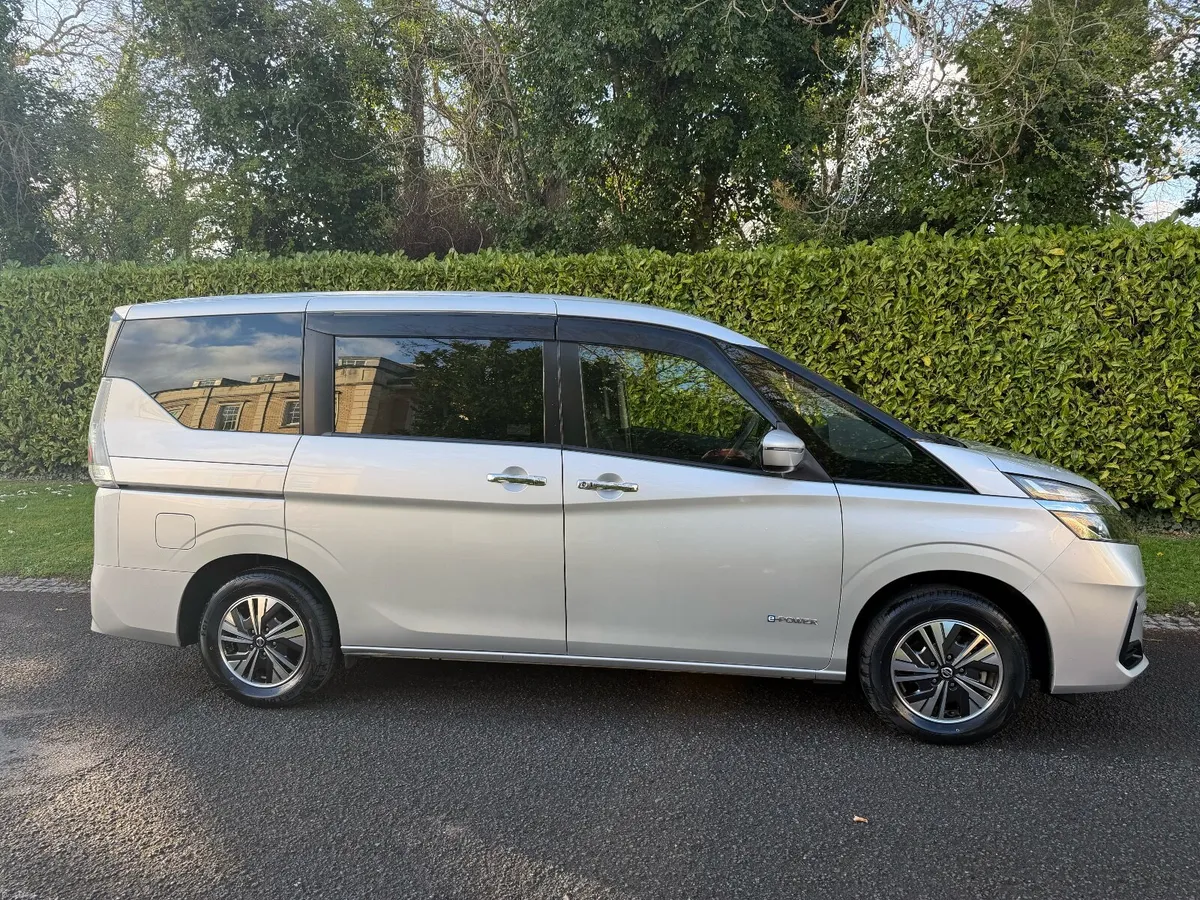 2020 Nissan Serena 1.2 e-POWER Hybrid – 7 Seater - Image 2