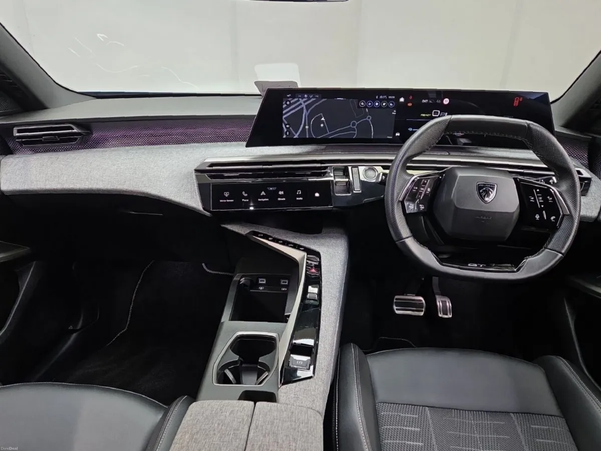Peugeot 5008 E-5008 GT 73kWh EV 7 SEATER - Image 4