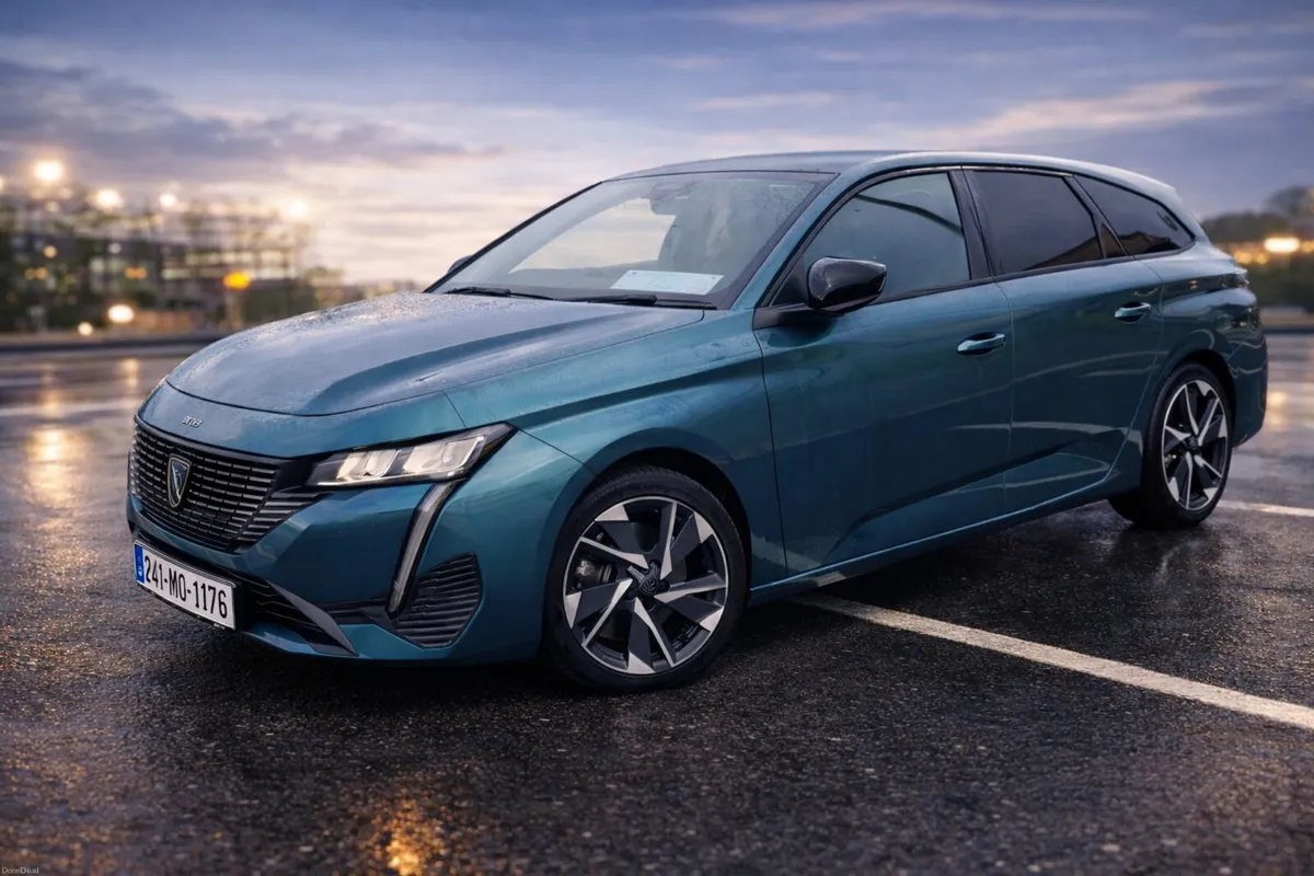 241 Peugeot 308 SW Allure 1.5 Diesel – Estate - Image 2