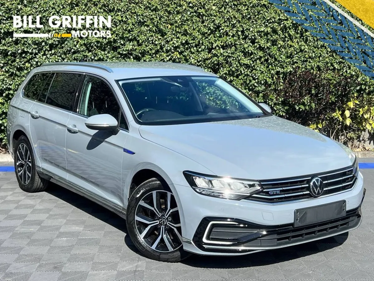 Volkswagen Passat GTE 1.4 HYBRID 218 BHP // FULL S - Image 1