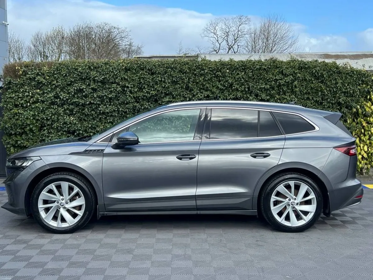 Skoda Enyaq IV 80 ** HUGE SPEC ** // TILT & SLIDE - Image 4