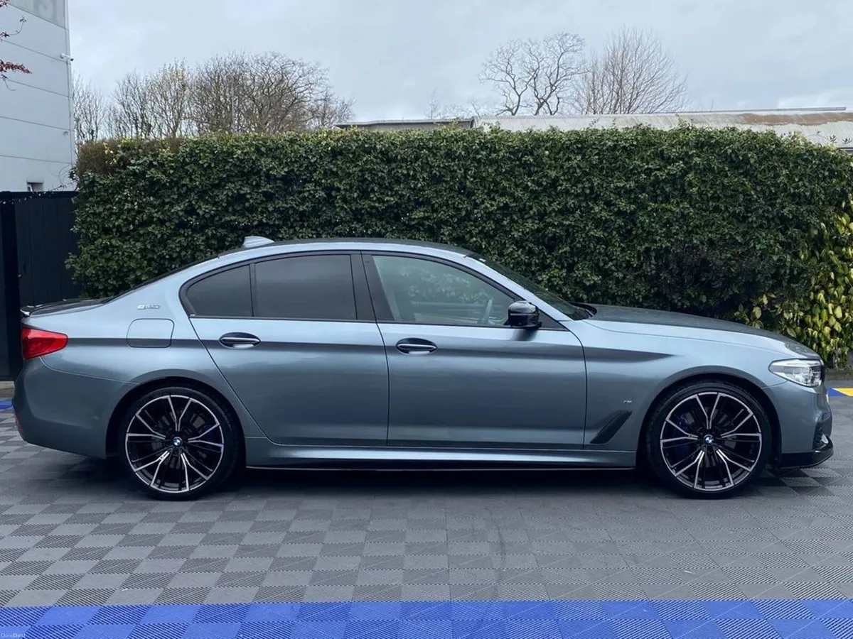 BMW 5-Series 530e M-SPORT COMPETITION PACK 2.0 HYB - Image 2
